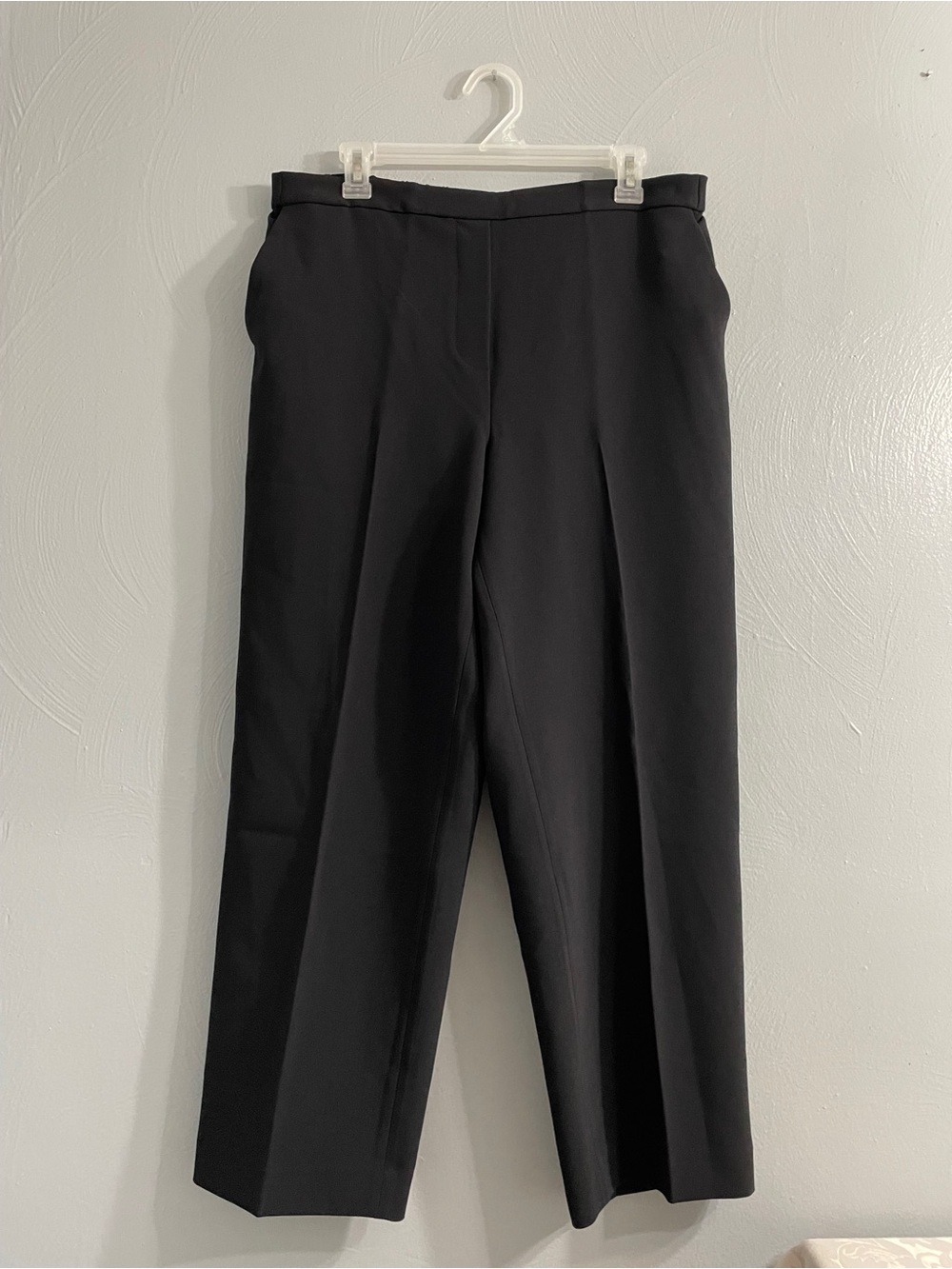 Favorite Daughter black collection Dress Pants - pull on Modern Straight Fit L - Picture 2 of 10